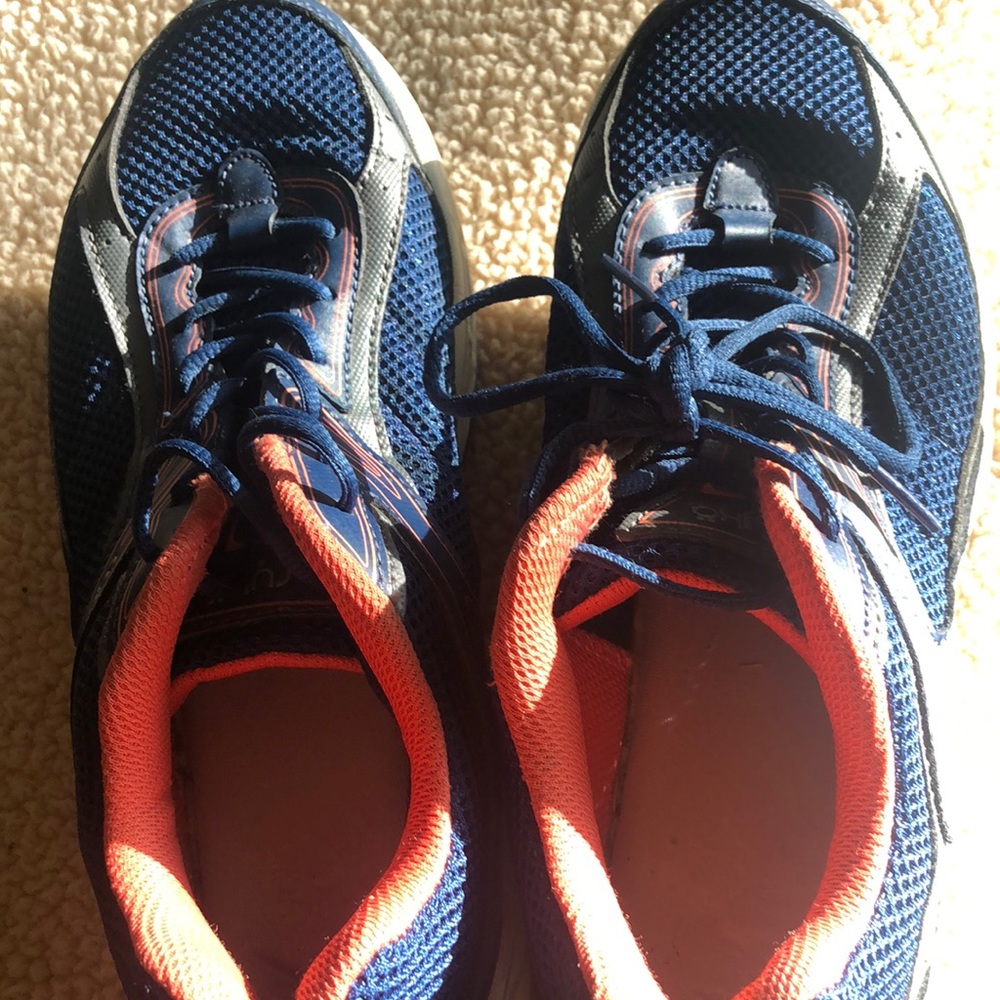 Ryka walking shoe
